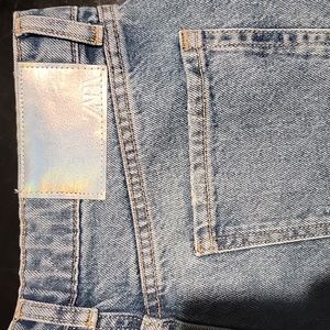 Womens Zara Straight leg with raw inseam size 6